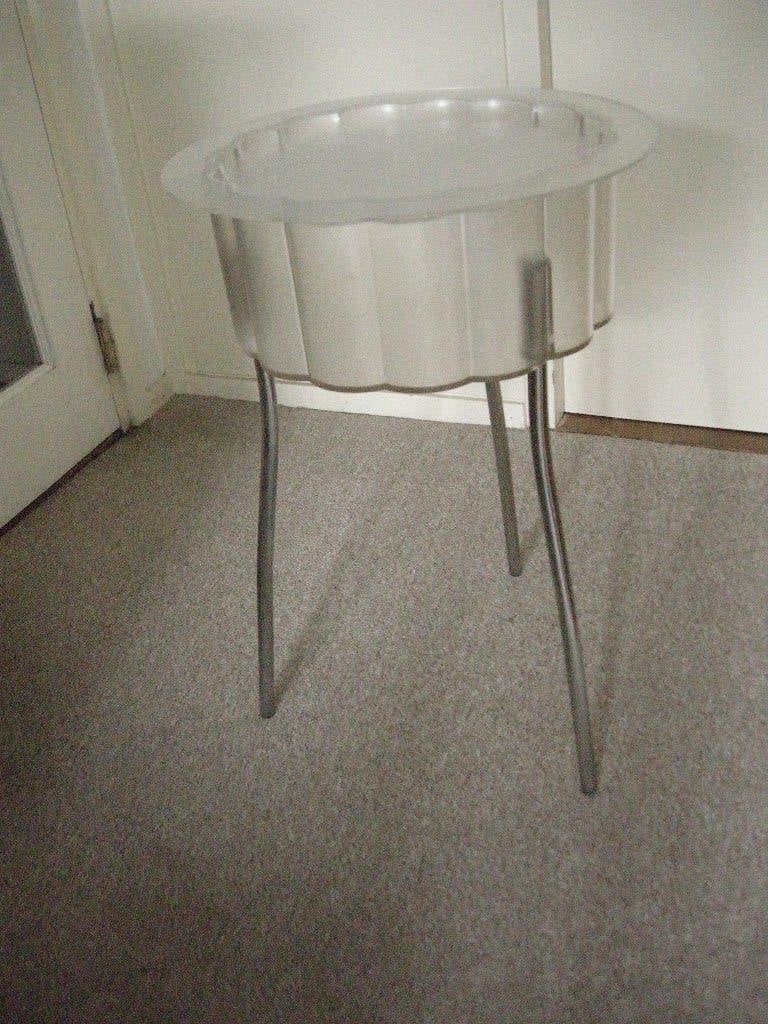 Tafeltje kunstof chroom Hatten Ikea vintage - zgan, Ophalen, Kunststof, 50 tot 100 cm, Rond