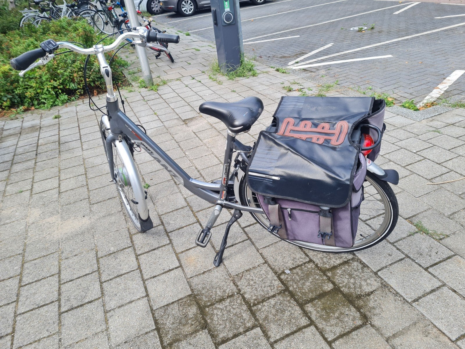 Giant Twist Lite Single E-bike met 2 accu's en fietstassen, Fietsen en Brommers, Ophalen of Verzenden, Gebruikt, Giant