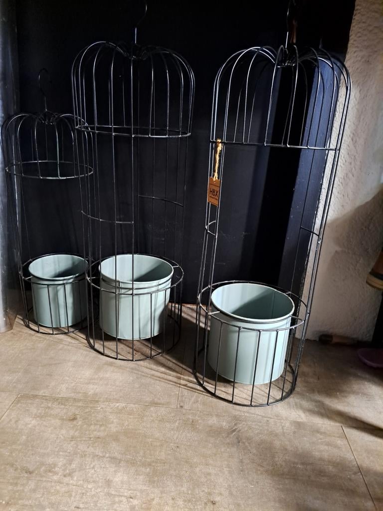 plantehangers 2x 70cm 2x 55 cmze komen bij tuinland weg, Ophalen of Verzenden, Metaal