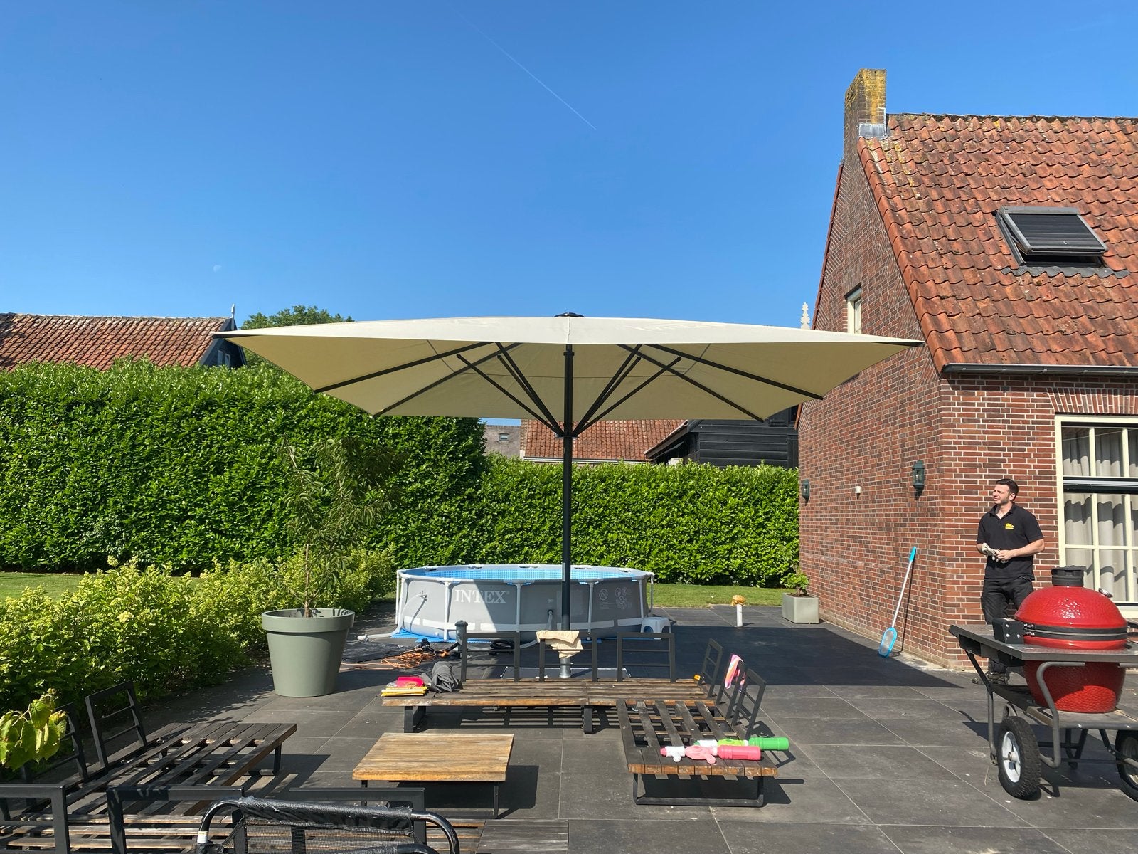 Foto 3 van Voorraad parasols VeDamco - Perfect voor terras en tuin
