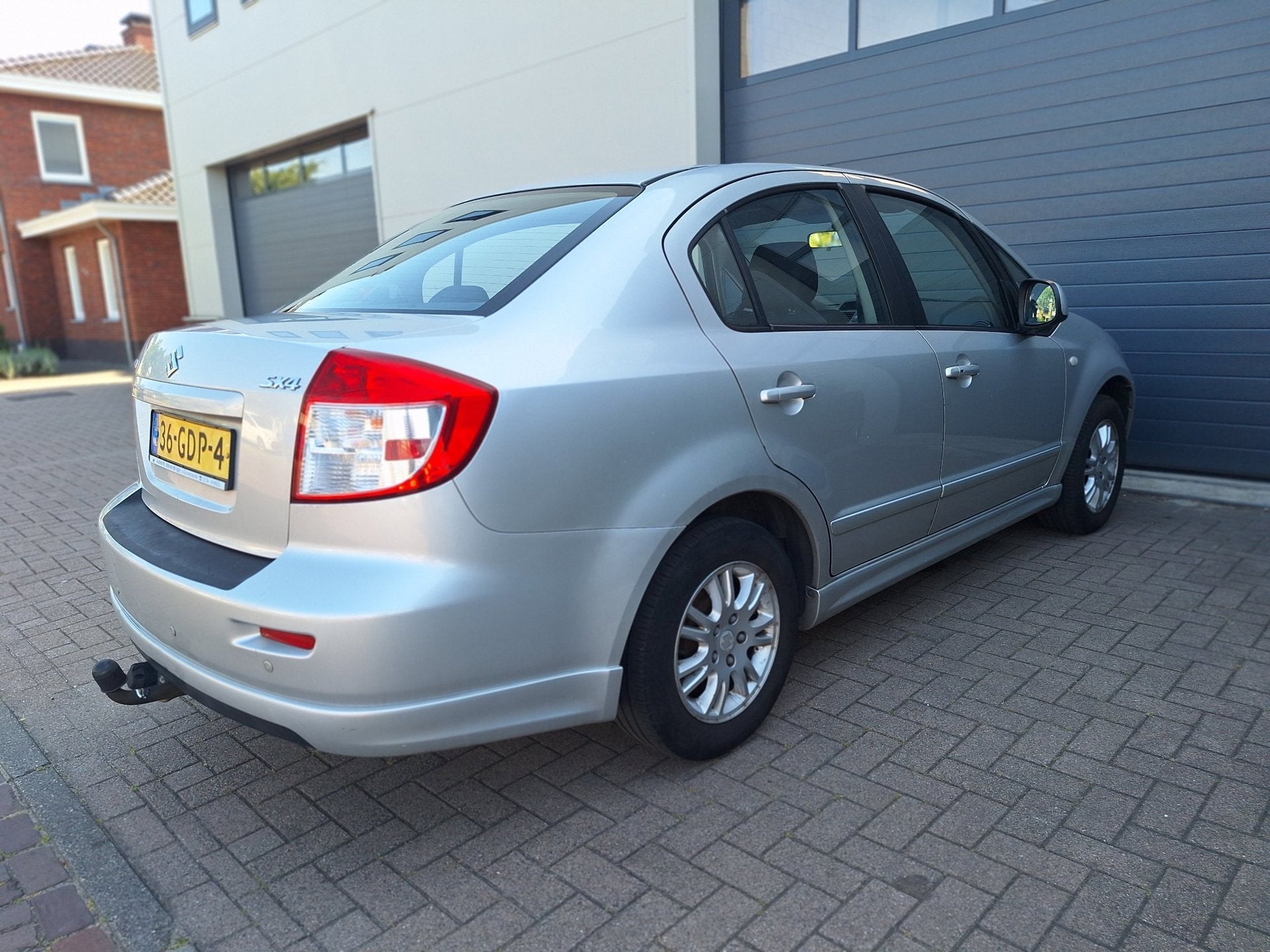 Suzuki SX4 | 1.6 Exclusive | Volledig onderhouden | keyless, Auto's, Suzuki, 15 km/l, Gebruikt, 4 cilinders, 49 €/maand