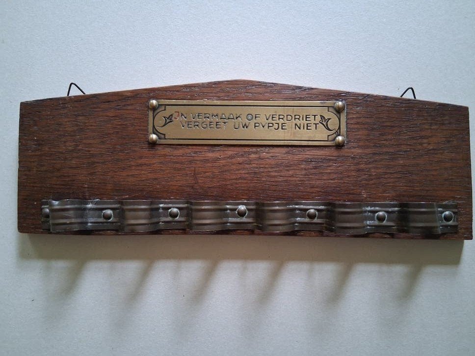Vintage houten pijpenrek met spreuk, Antiek en Kunst, Ophalen of Verzenden
