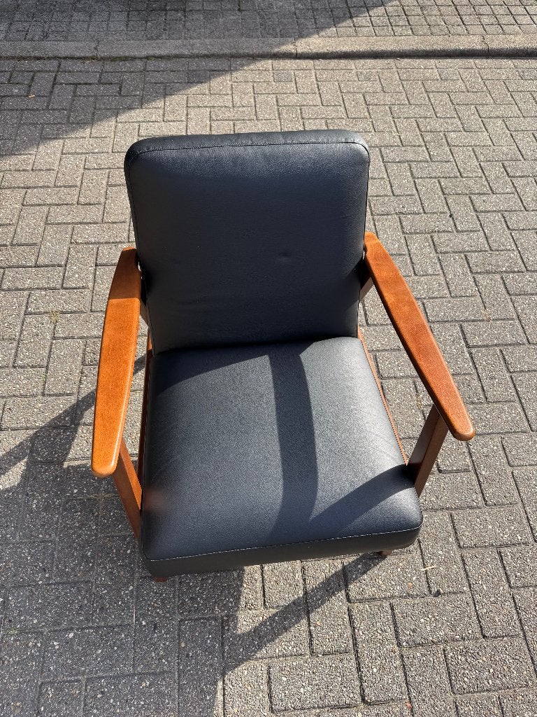 EKENÄSET Fauteuil, eiken/Gunnared zwart kunstleer, Huis en Inrichting, Ophalen, Minder dan 75 cm, Hout, Zo goed als nieuw