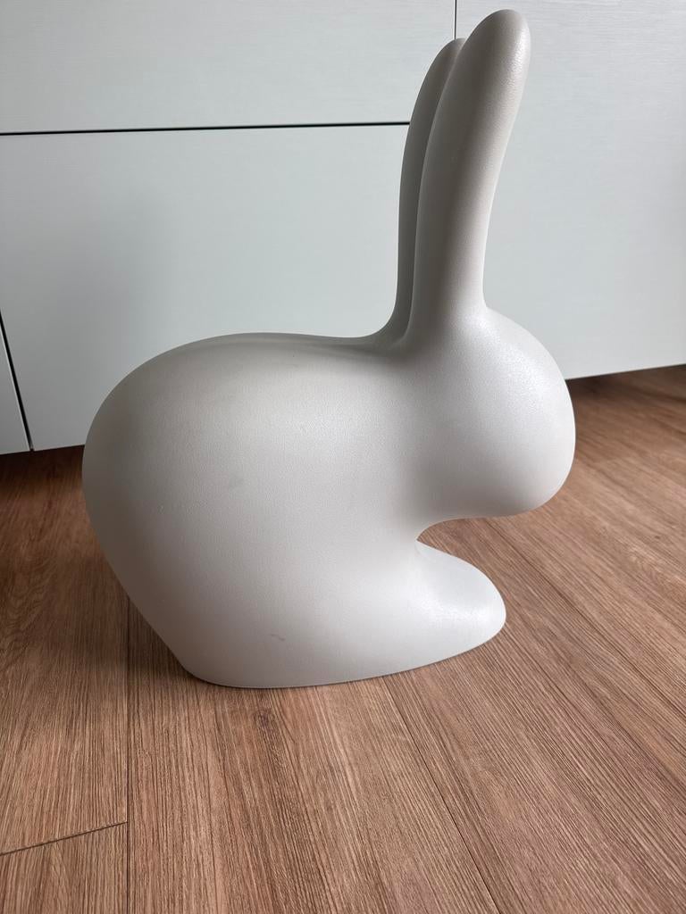Zachtgroen Qeeboo krukje voor kinderkamer of speelhoek, Ophalen, Kunststof, Overige kleuren, Zo goed als nieuw