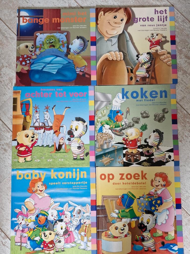 10 Puk en Strepa boeken, Ophalen of Verzenden, Zo goed als nieuw, Jongen of Meisje, Fictie algemeen