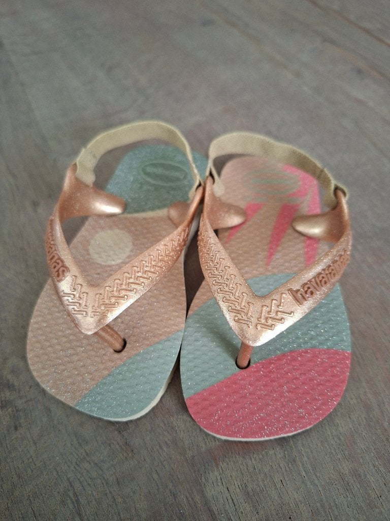 Havaianas slippers maat 21, Meisje, Overige typen, Nieuw, Ophalen of Verzenden