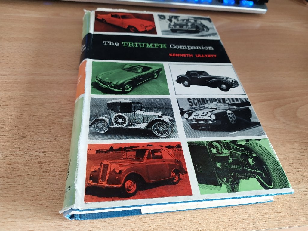 The Triumph Companion - Kenneth Ullyett, Ophalen of Verzenden, Gelezen, Overige merken