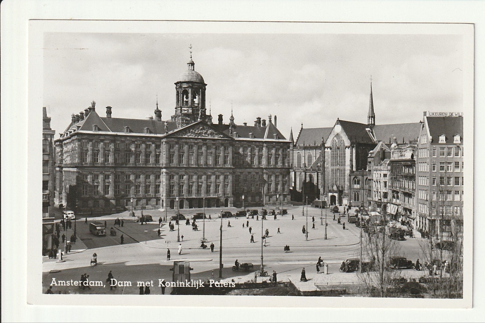 AMSTERDAM DAM KONINKLIJK PALEIS OUDE AUTO'S TAXI BUS VRACHTW, Verzamelen, Ophalen of Verzenden, 1940 tot 1960, Ongelopen, Noord-Holland
