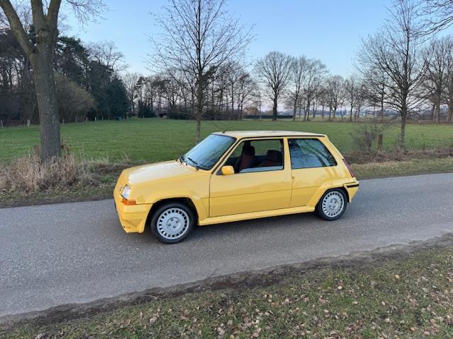 Renault 5 1.4 GT Turbo / 1987, Auto's, Oldtimers, Voorwielaandrijving, Stof, Renault, Geel