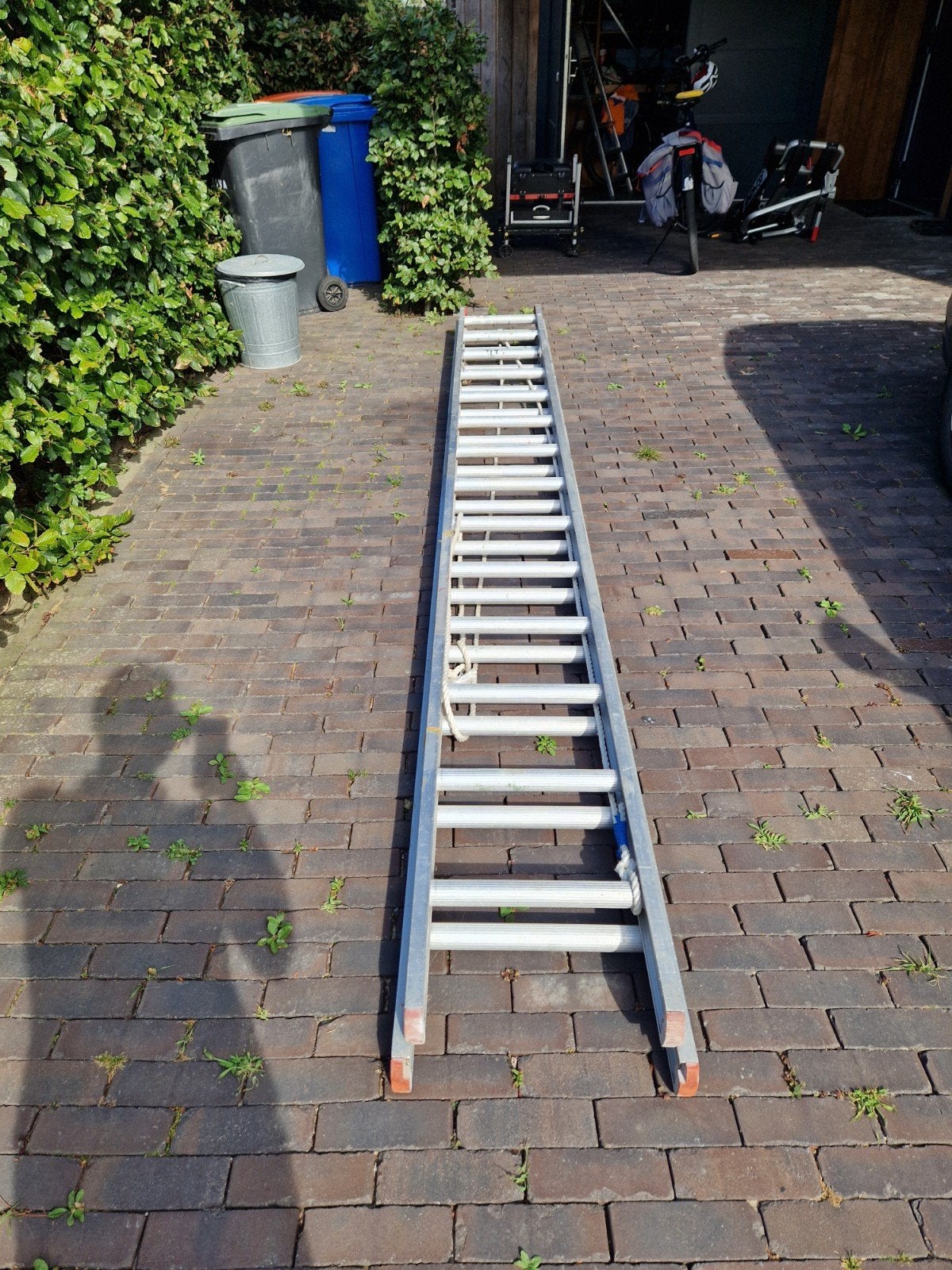 Uitschuifladder, Doe-het-zelf en Verbouw, Ladders en Trappen, Ophalen, Gebruikt, Ladder, Opvouwbaar of Inschuifbaar