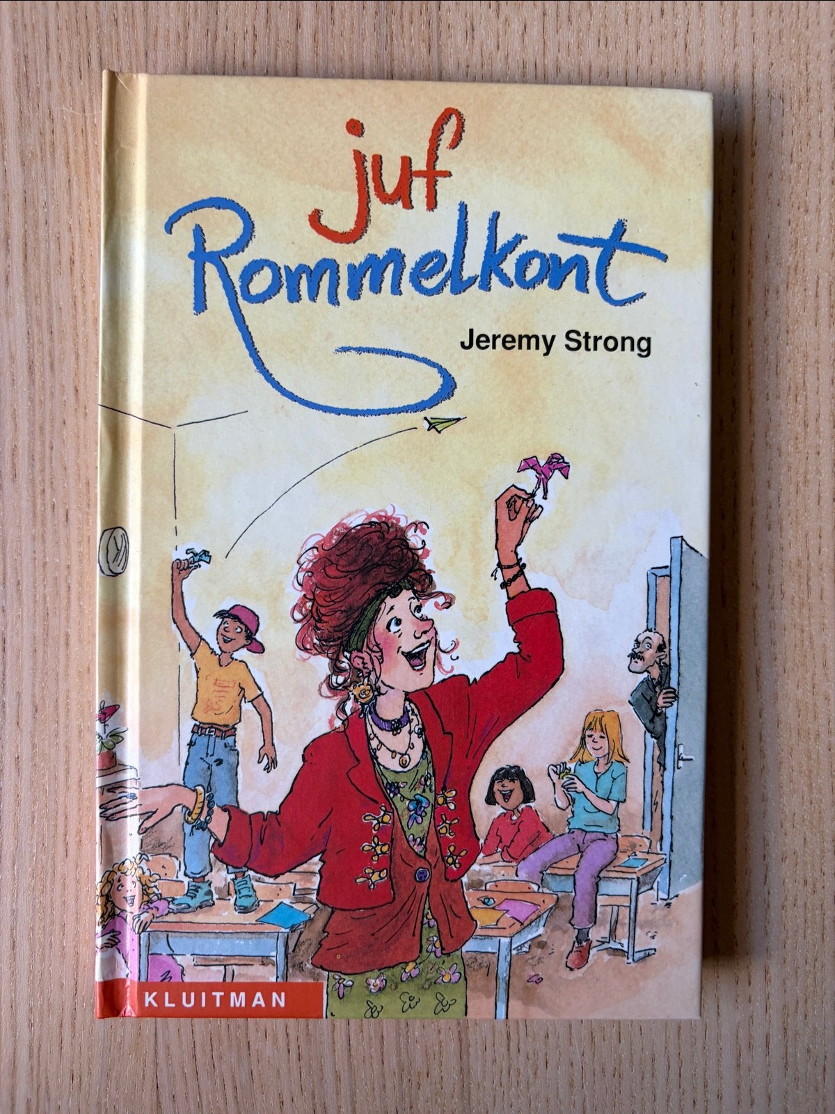 Juf Rommelkont - Jeremy Strong (Kinderboek), Boeken, Ophalen of Verzenden, Zo goed als nieuw, Fictie