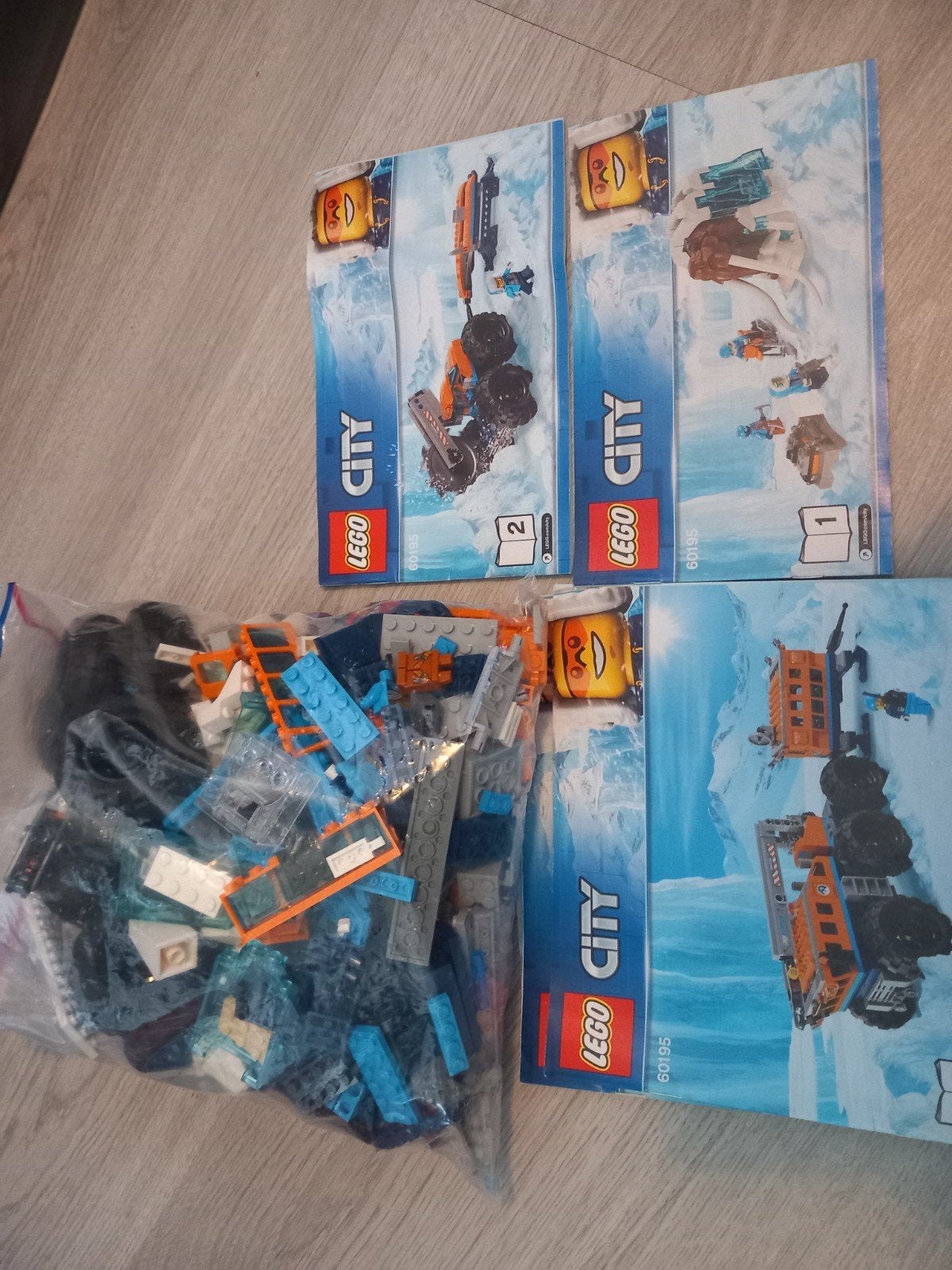 lego city 60195 sneeuw, zonder mammoet, Kinderen en Baby's, Ophalen of Verzenden, Zo goed als nieuw