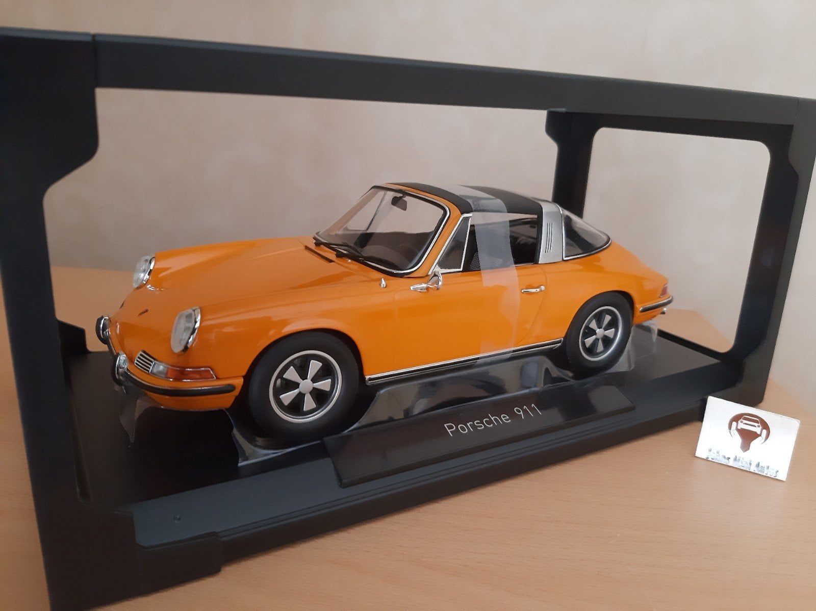 Porsche 911 Targa T 2.2 1970 Signal Orange van Norev 1:18, Auto, Norev, Ophalen of Verzenden, Norev