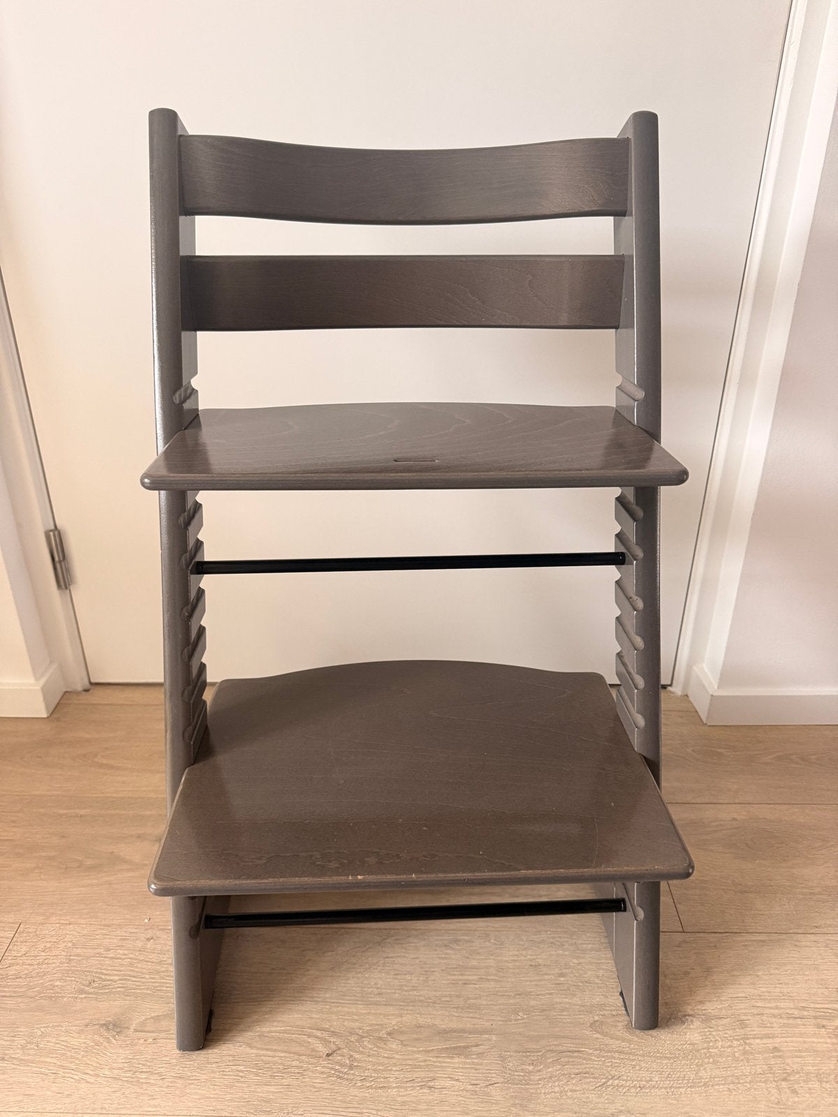 Stokke Tripp Trapp kinderstoel - Nieuw model, Ophalen, Zo goed als nieuw, Meegroeistoel, Aanschuifbaar