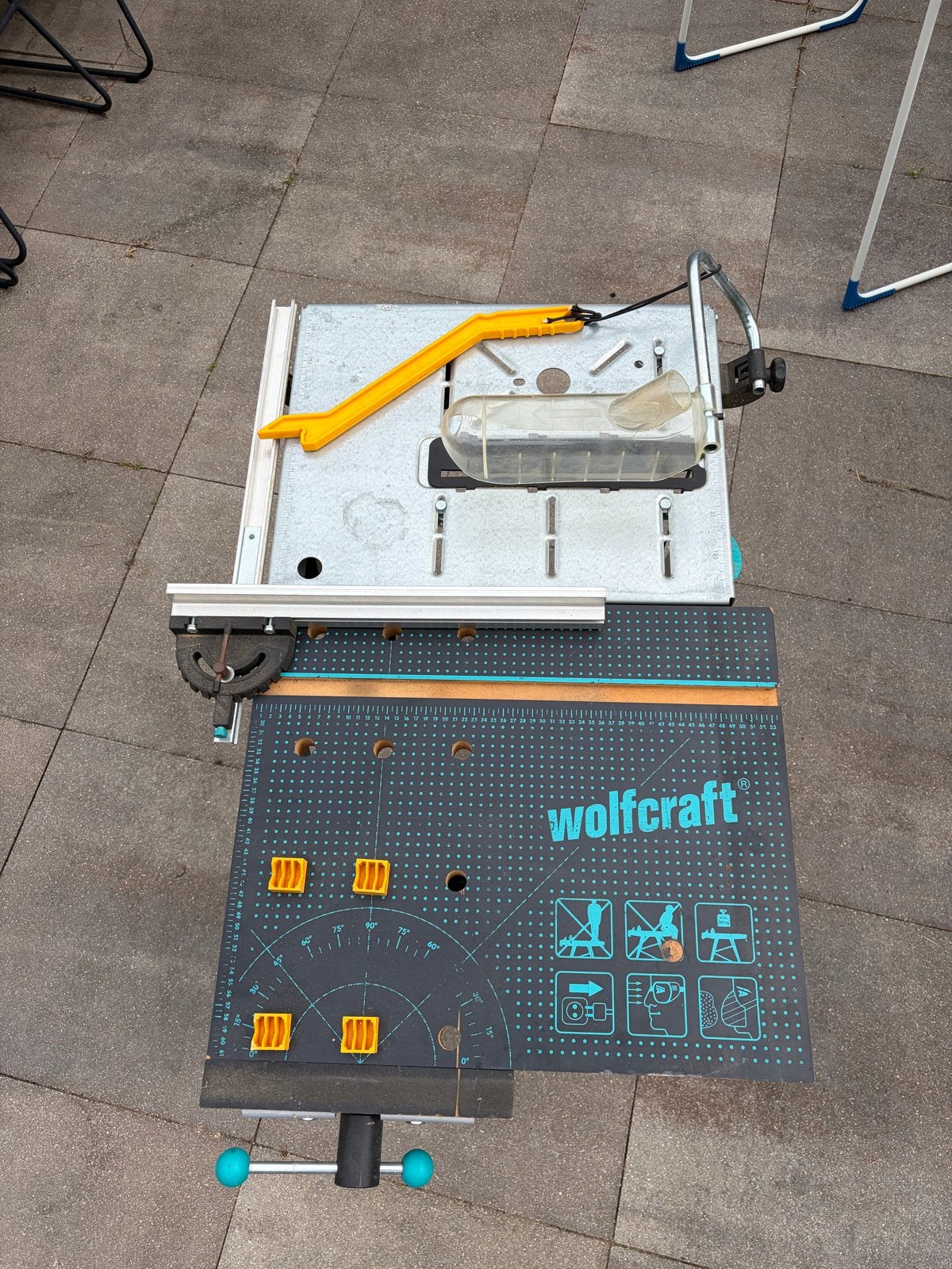 Wolfcraft Mobiele Werkbank met Zaagfunctie en Afzuiging, Doe-het-zelf en Verbouw, Werkbanken, Ophalen, Gebruikt, 70 tot 120 cm