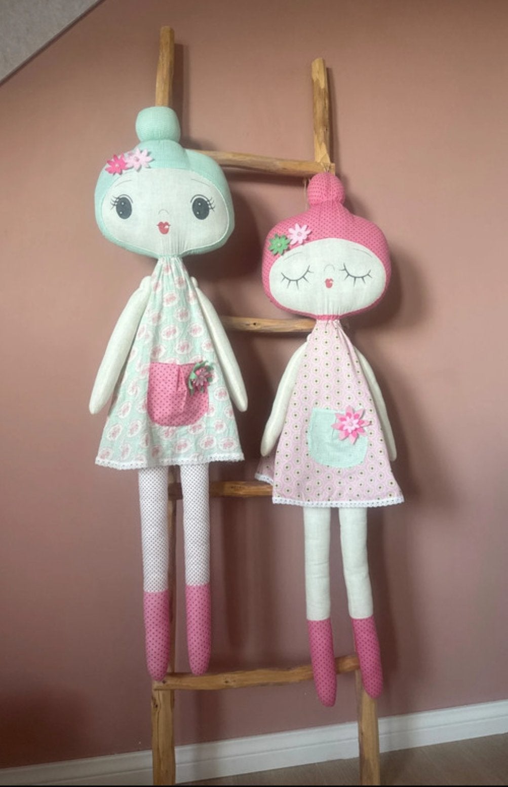 2 Mooie hangpoppen voor kinderkamer - 1 meter lang, Ophalen of Verzenden, Zo goed als nieuw, Overige typen