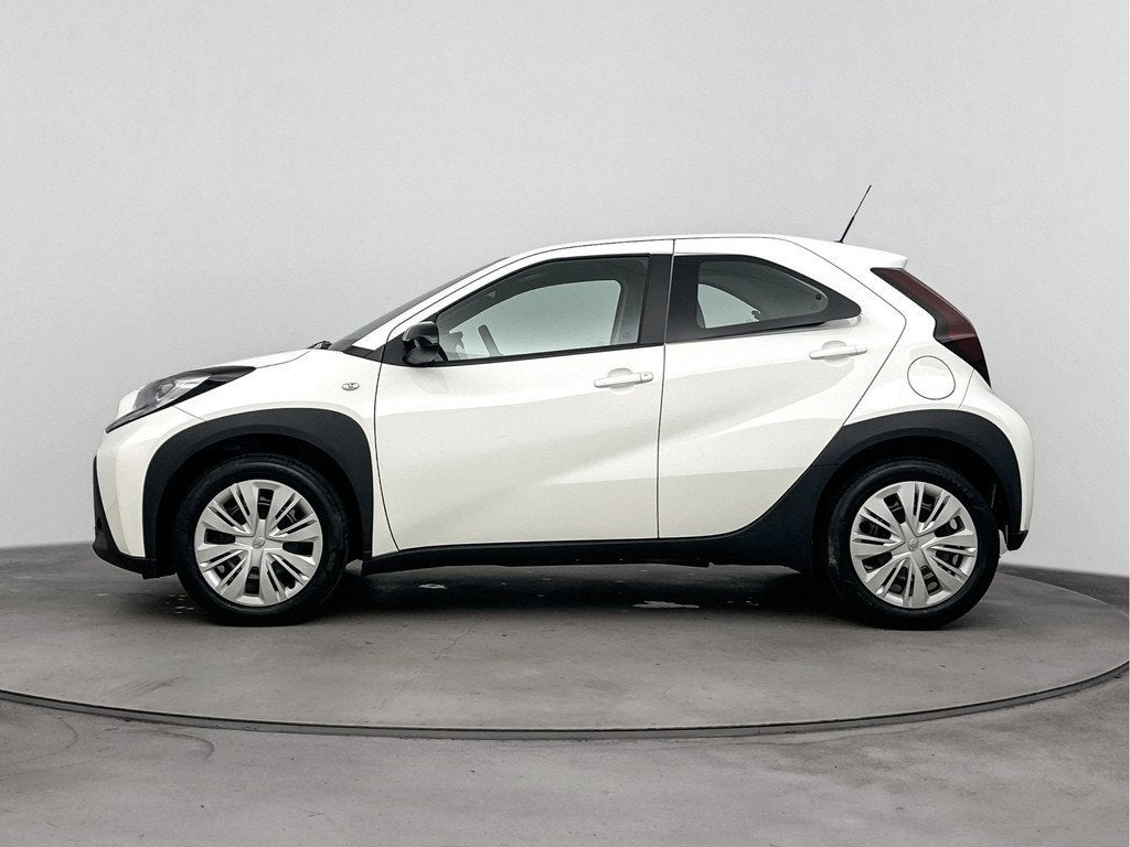 Toyota Aygo X 1.0 VVT-i MT Play *DEMO* | Airco | Cruise Cont, 12 maanden, Stof, Euro 6, 920 kg