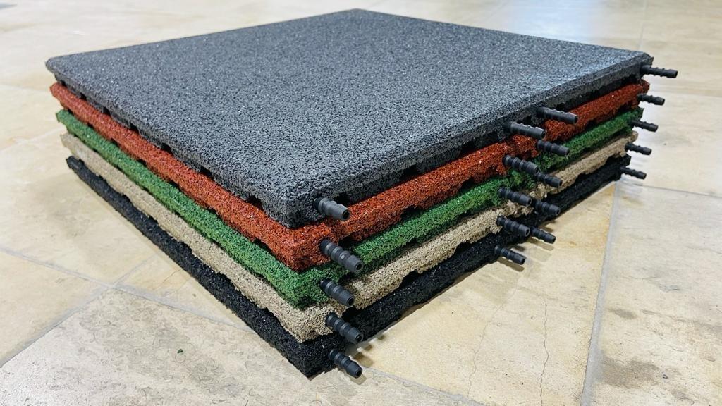Nieuwe Rubber terras tegel 50x50x3 pg balkon sport spel tuin, Ophalen of Verzenden, Nieuw