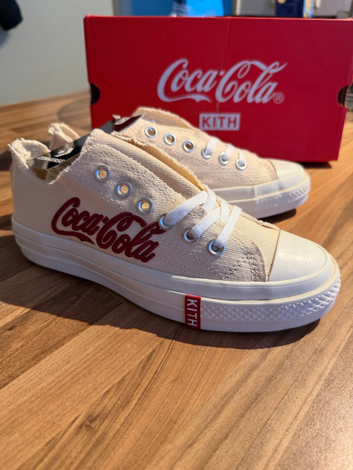 Converse x Coca-Cola KITH Chuck 70 Low Top Sneakers, Kleding | Dames, Schoenen, Ophalen of Verzenden, Nieuw, Beige, Sneakers of Gympen