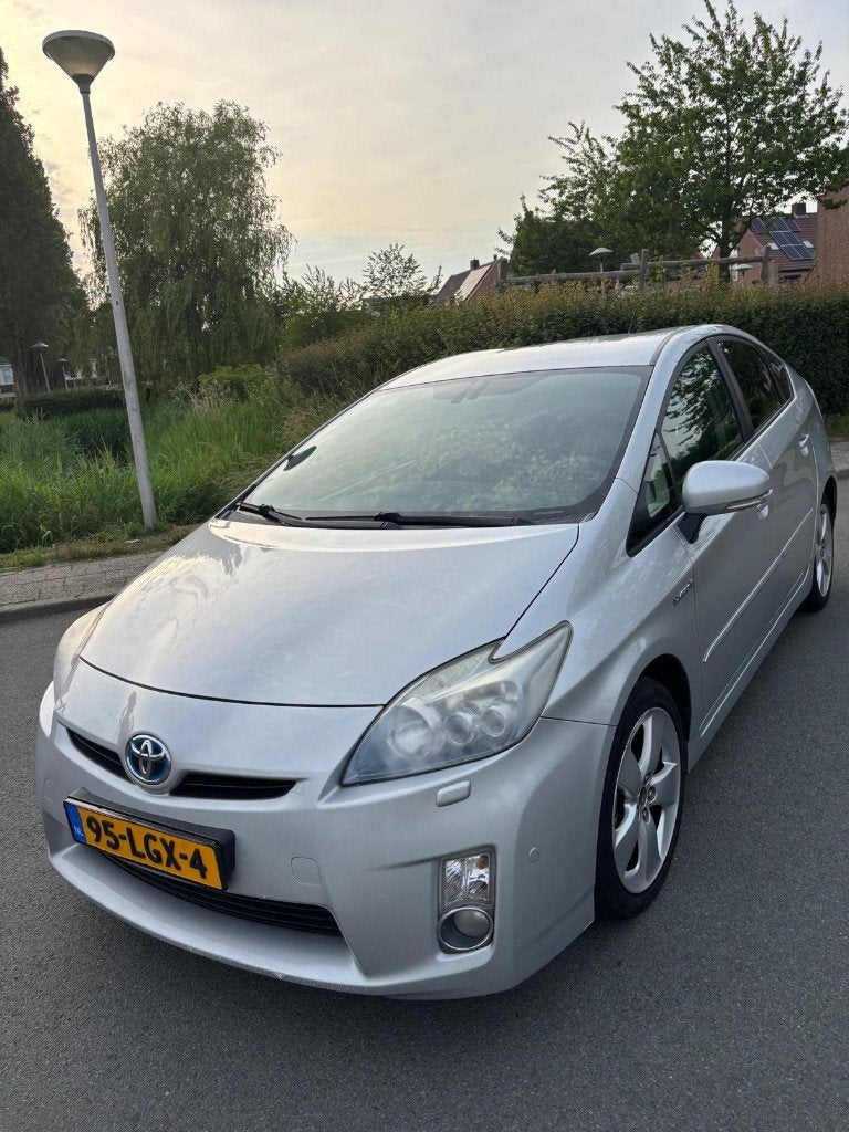 Toyota Prius 1.8 Full Hybrid 136PK Aut 2010 Grijs, 1345 kg, 4 cilinders, Origineel Nederlands, Grijs
