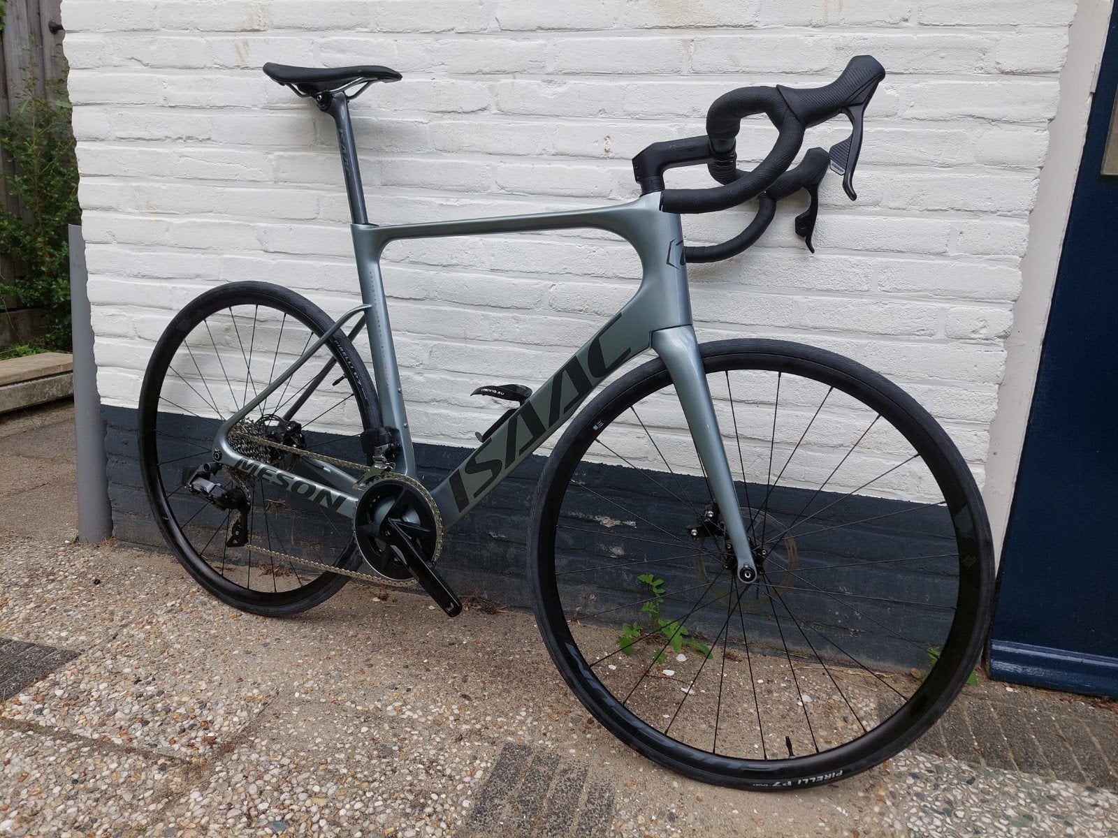 Isaac Meson racefiets, elektrisch geschakeld, schijfremmen, Fietsen en Brommers, Fietsen | Racefietsen, Ophalen of Verzenden