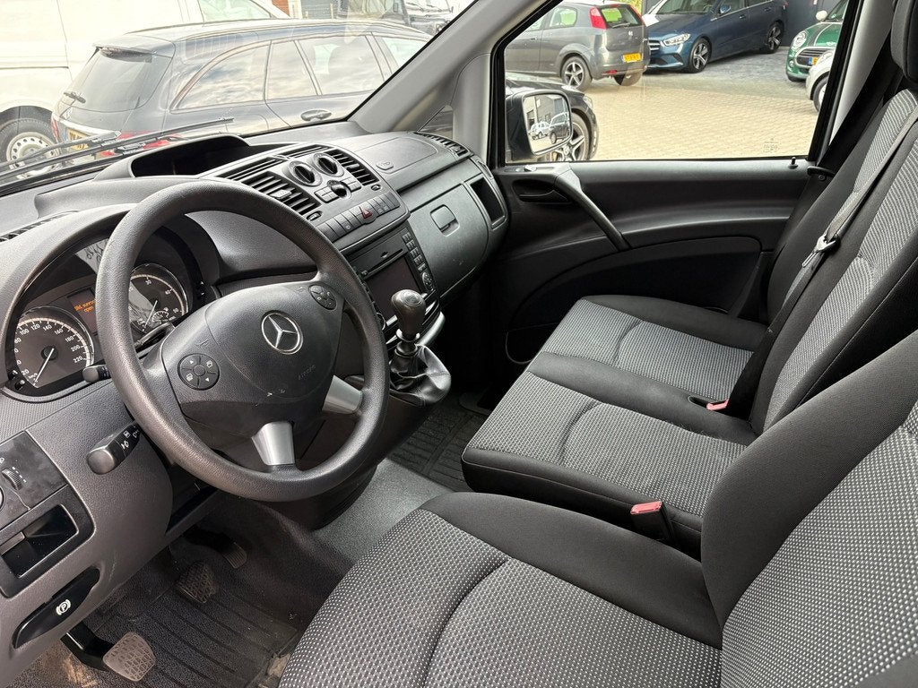 Mercedes-Benz Vito 110 CDI 320 Lang Dubbele Cabine, Auto's, Bestelauto's, Euro 5, Gebruikt, Zwart, 1858 kg