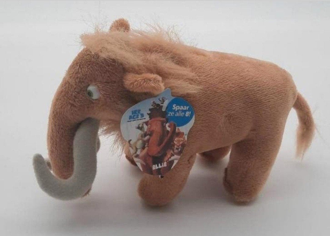 Ice Age 3 Ellie knuffel uitgave Super de Boer NIEUW! 13cm, Ophalen of Verzenden, Nieuw, Overige typen, Klein (minder dan 20 cm)