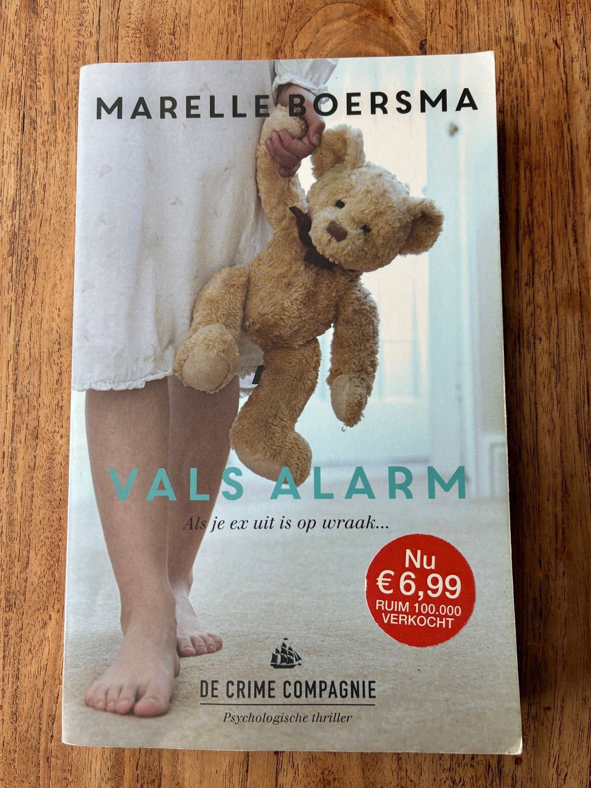 Marelle Boersma - Vals alarm, Ophalen of Verzenden, Gelezen, Nederland