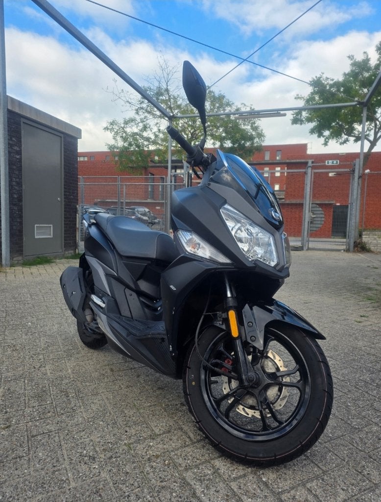 Scooter SYM Jet14 2023 zo goed als nieuw, Fietsen en Brommers, Ophalen, Overige modellen, Maximaal 45 km/u, Zo goed als nieuw