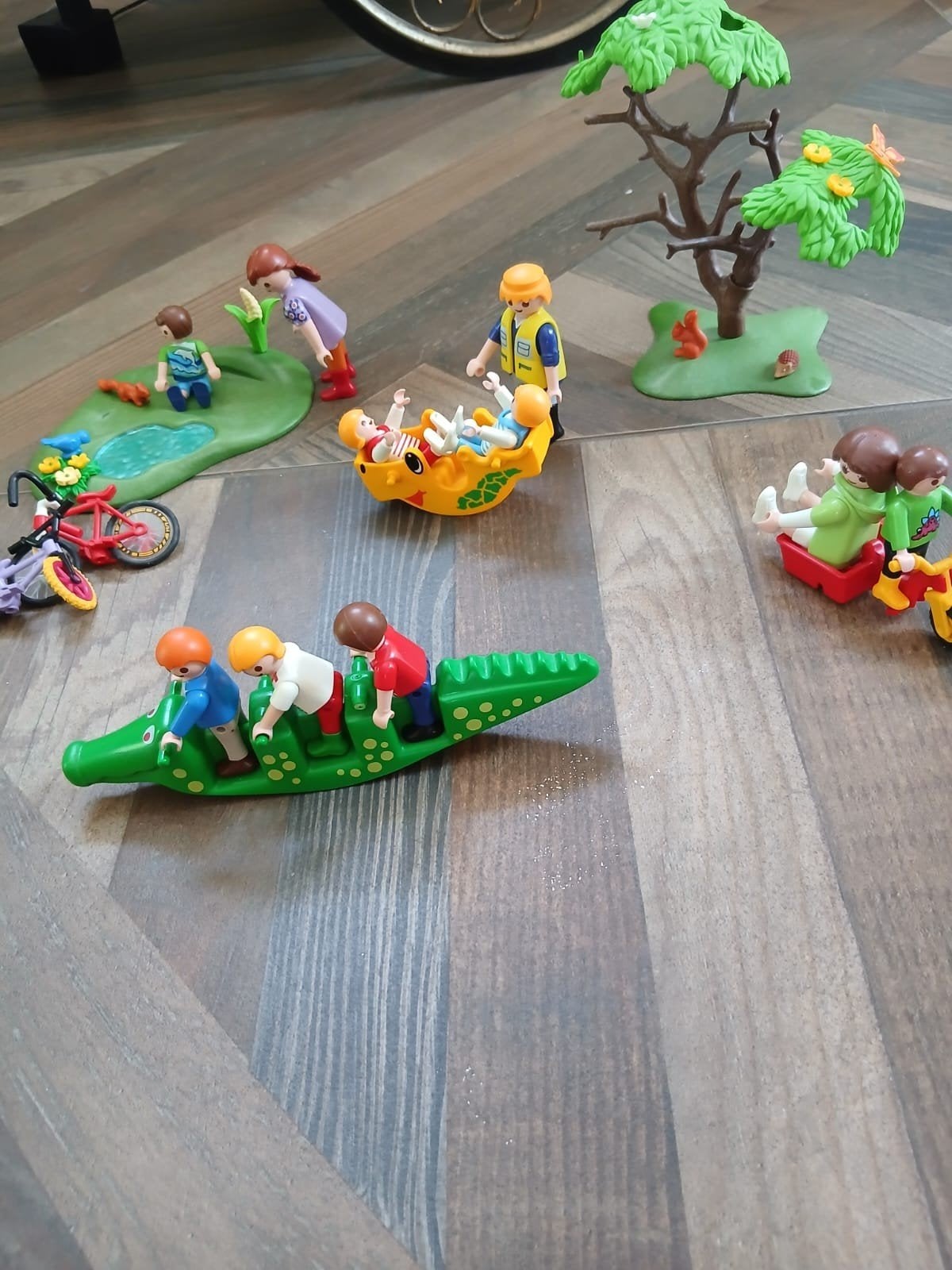 Playmobiel kinderspeeltuin, Ophalen
