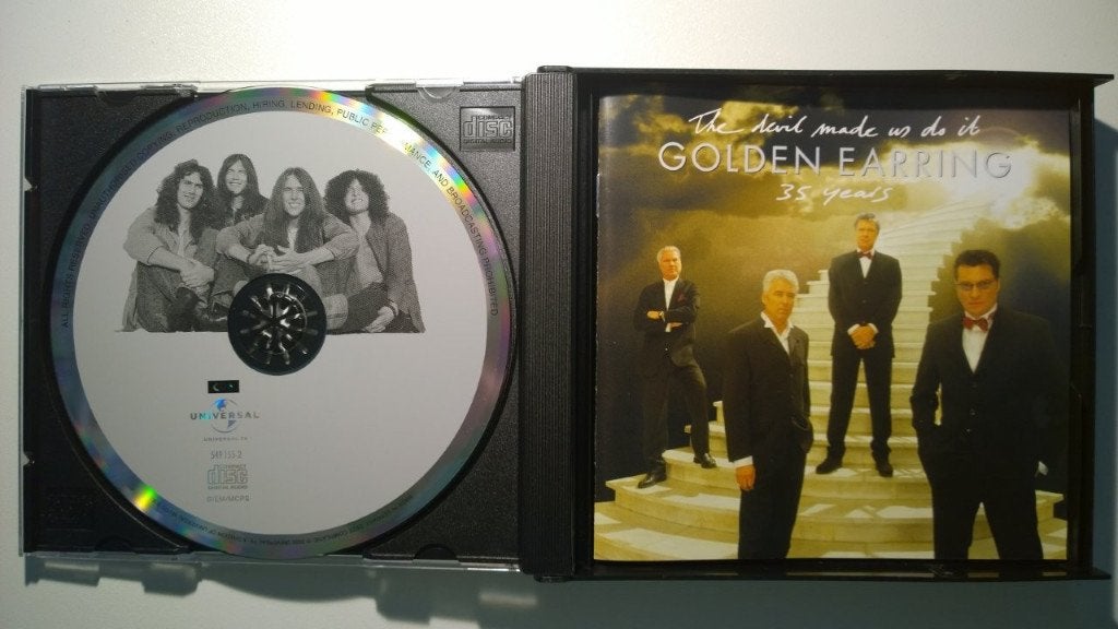 Golden Earring - The Devil Made Us Do It 35 Years, Ophalen of Verzenden, Zo goed als nieuw, Poprock, Album