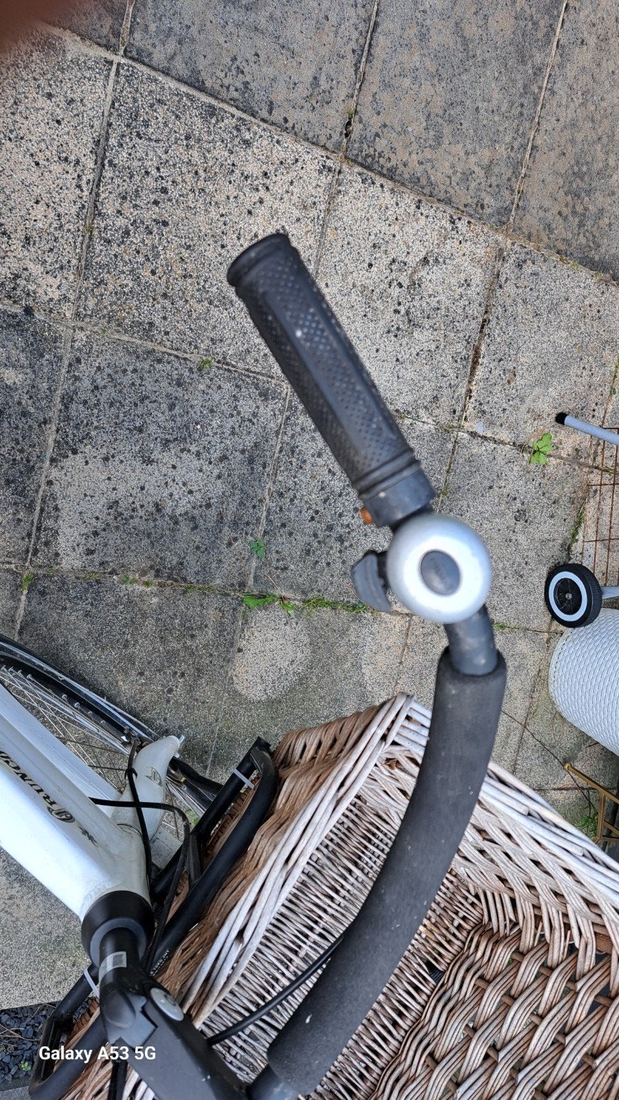 Mooie damesfiets 26 inch met mand, op te halen in Huissen, Overige merken, Gebruikt, Versnellingen, Ophalen of Verzenden