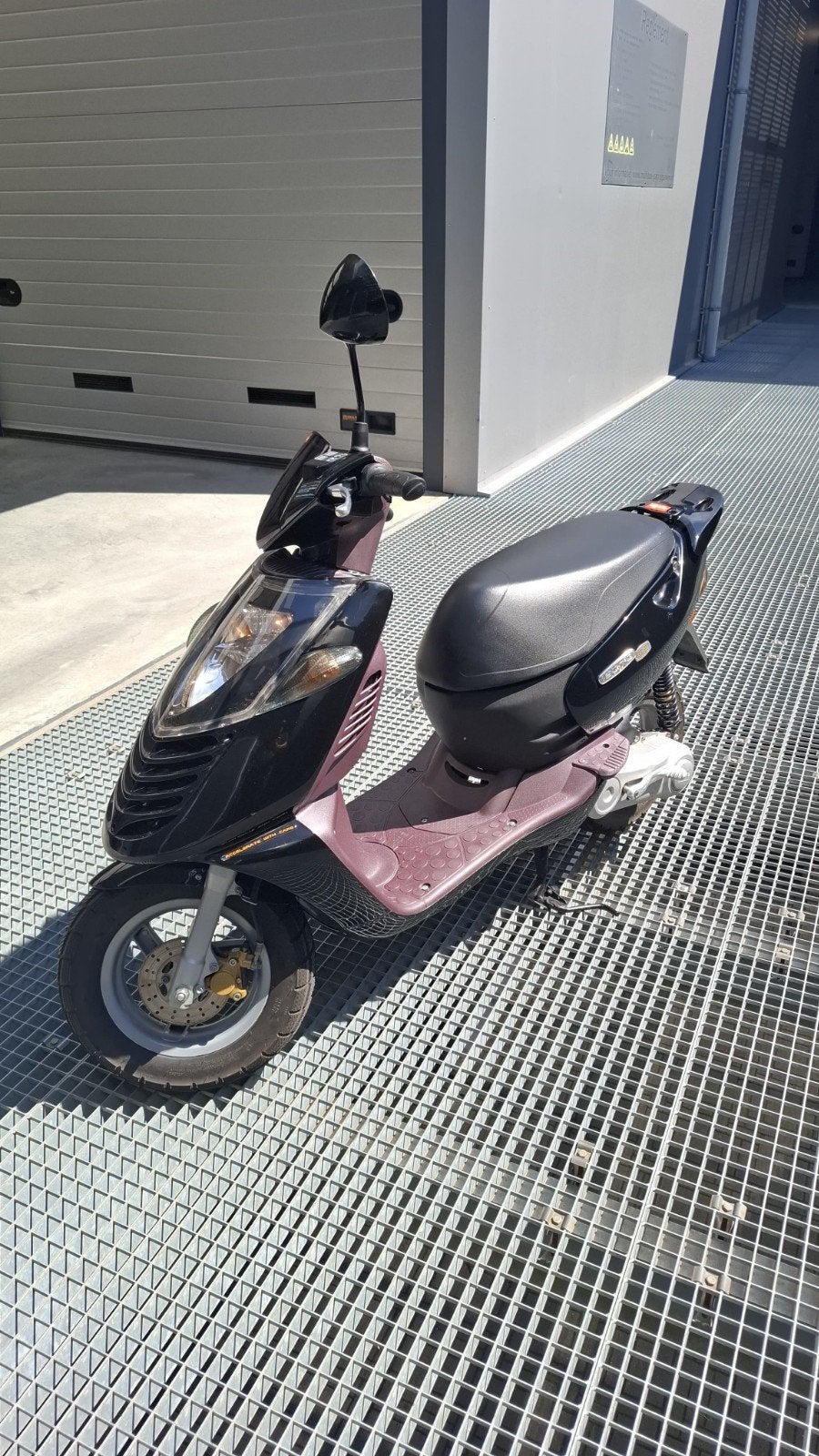 🌟aprilia sonic watergkoeld 50cc 2t zeldzaam, Ophalen, Zo goed als nieuw, Tweetakt