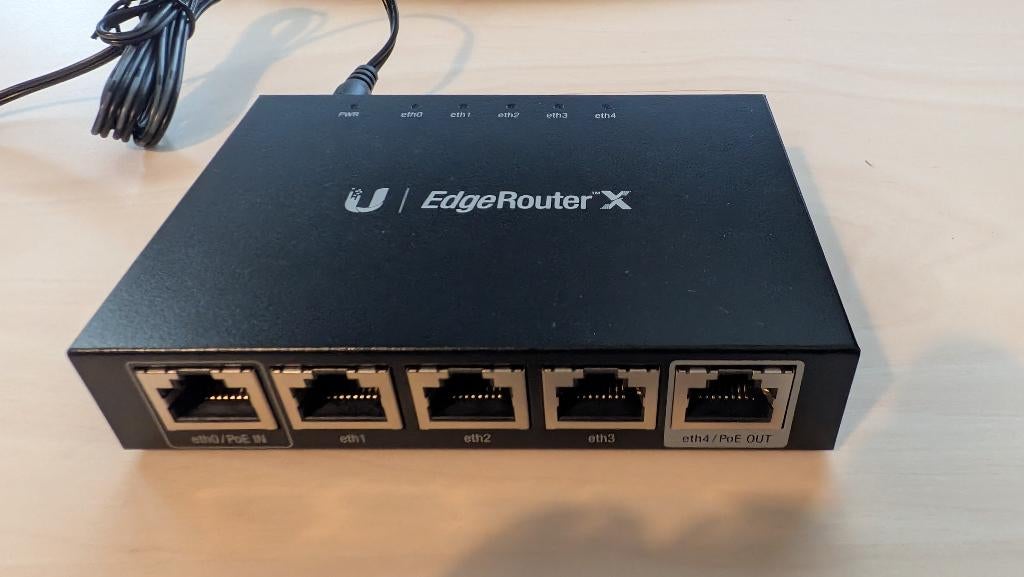 Ubiquiti edgerouter X, Computers en Software, Routers en Modems, Gebruikt, Router, Ophalen