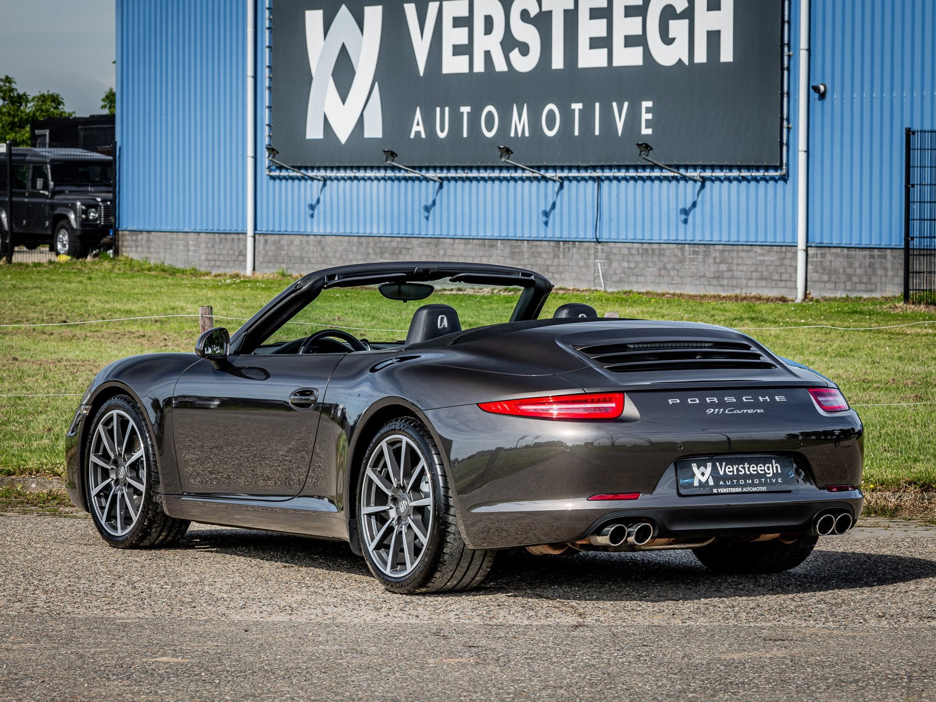 Porsche 911 Cabriolet 3.4 Carrera 991 Sport Chrono|Dealer on, Automaat, Achterwielaandrijving, Gebruikt, Zwart
