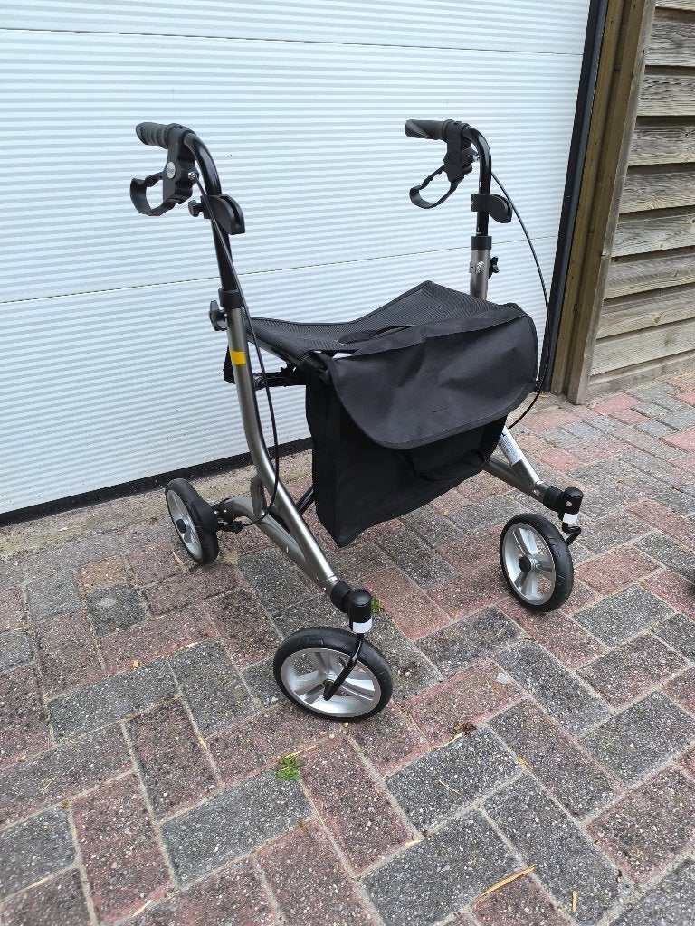 Rollator Drive Nitro SL, Diversen, Rollators, Ophalen, Opvouwbaar, Gebruikt