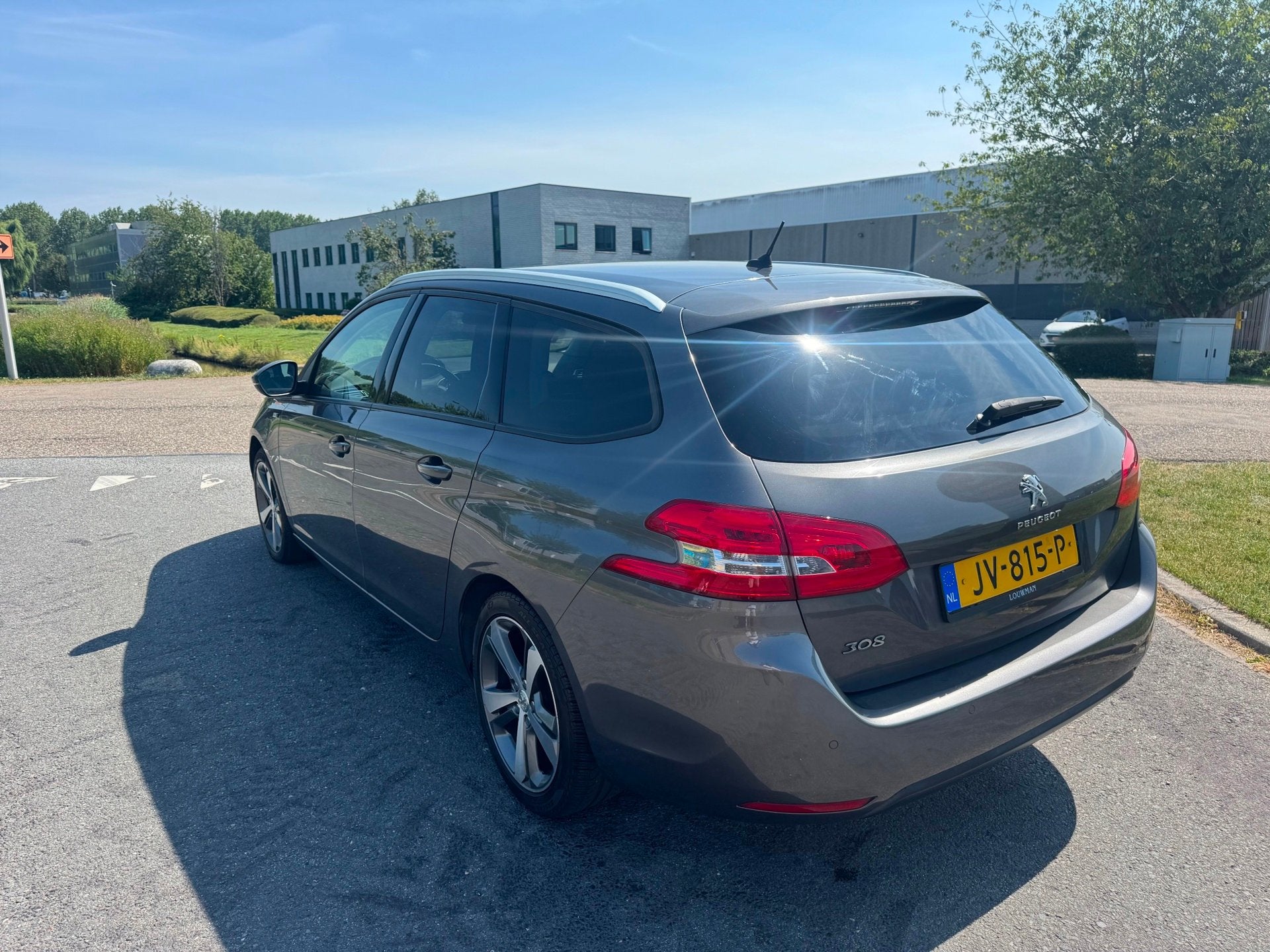 Peugeot 308 SW | 2016 | 1.2 PureTech Style | APK, Voorwielaandrijving, Gebruikt, Euro 6, 1199 cc
