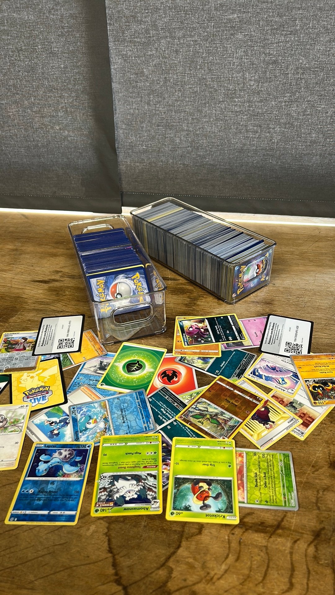 Bijna 2 kilo pokémon kaartjes., Ophalen of Verzenden, Zo goed als nieuw, Meerdere kaarten