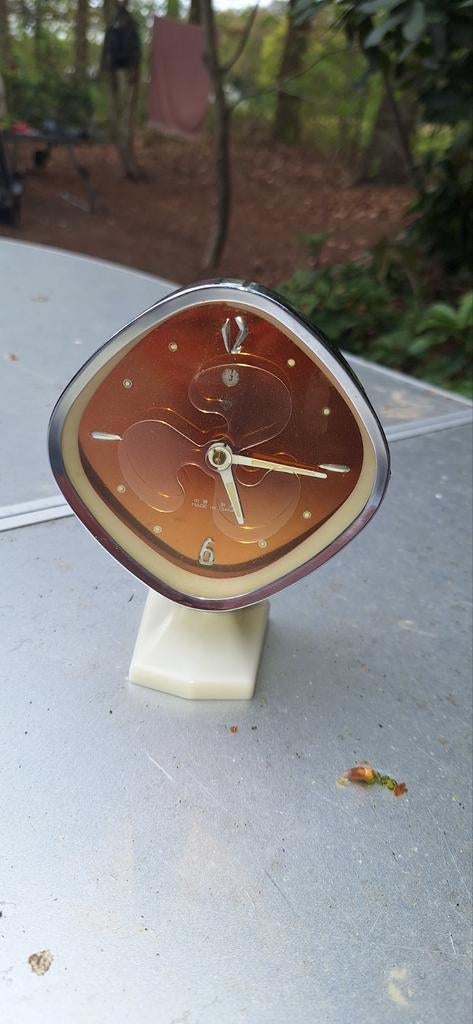 Diamond wekker vintage China, Ophalen