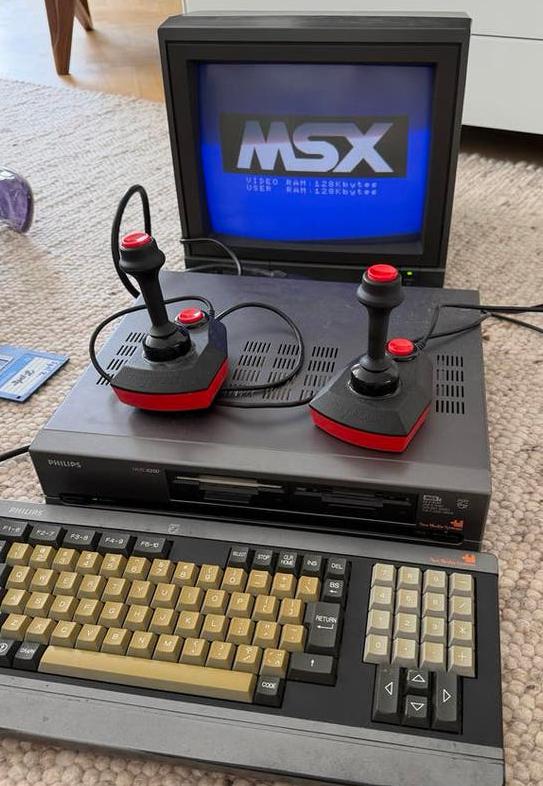 Philips MSX 2 NMS8255 met monitor en accessoires, Computers en Software, Vintage Computers, Ophalen