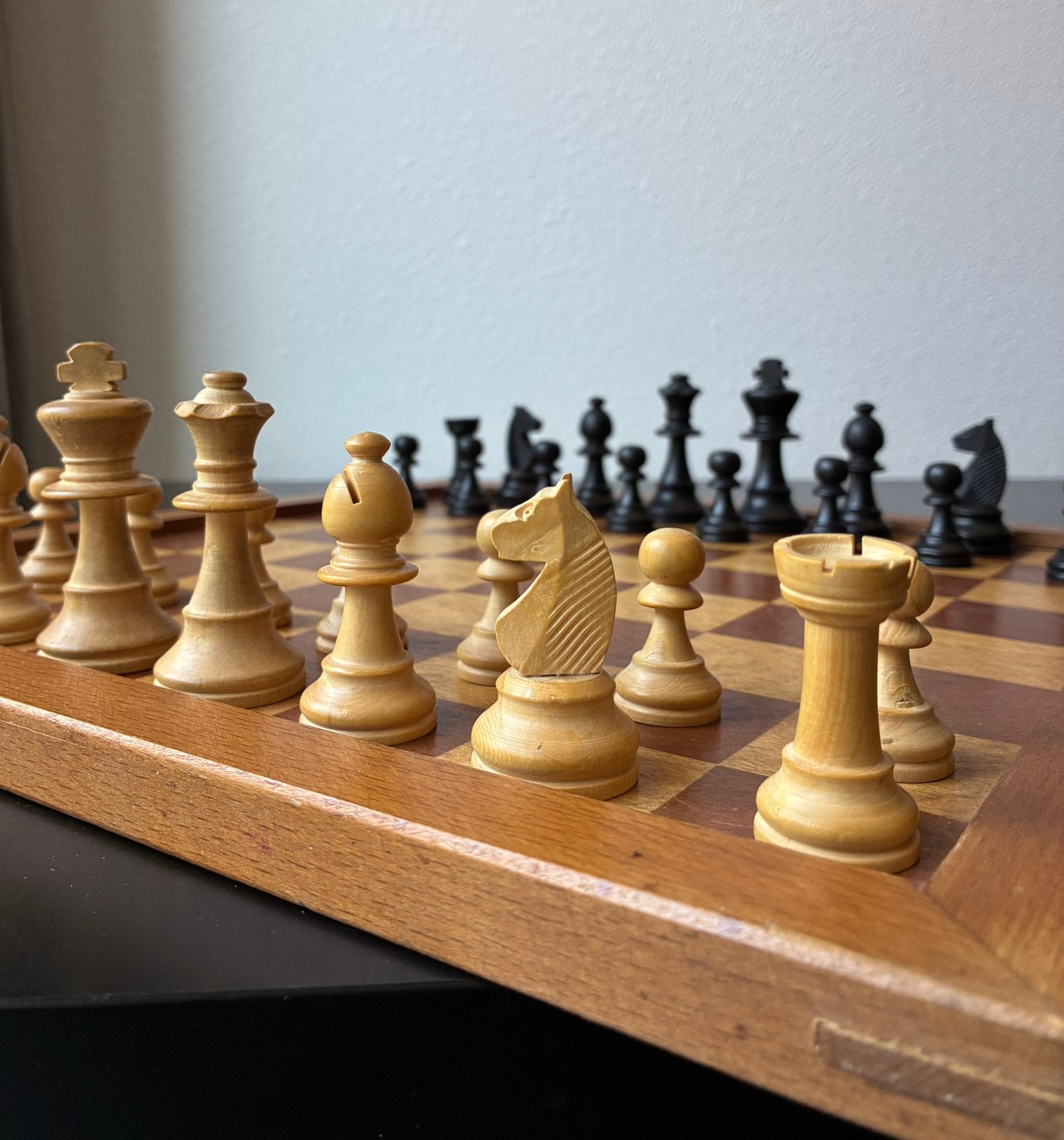 Vintage schaakbord 38/38 en Staunton schaakstukken K7,5, Hobby en Vrije tijd, Gezelschapsspellen | Bordspellen, Ophalen of Verzenden