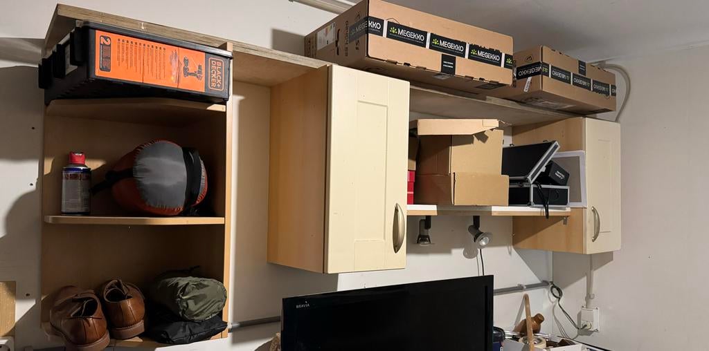 Handige garageplanken en opbergsysteem, Ophalen, Gebruikt