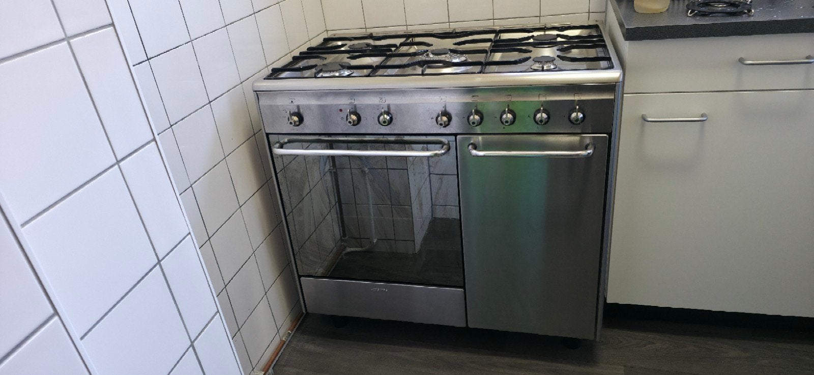 Smeg Fornuis CX91VGMA1 - 5 gaspitten, oven (LPG/Flessengas), Ophalen of Verzenden