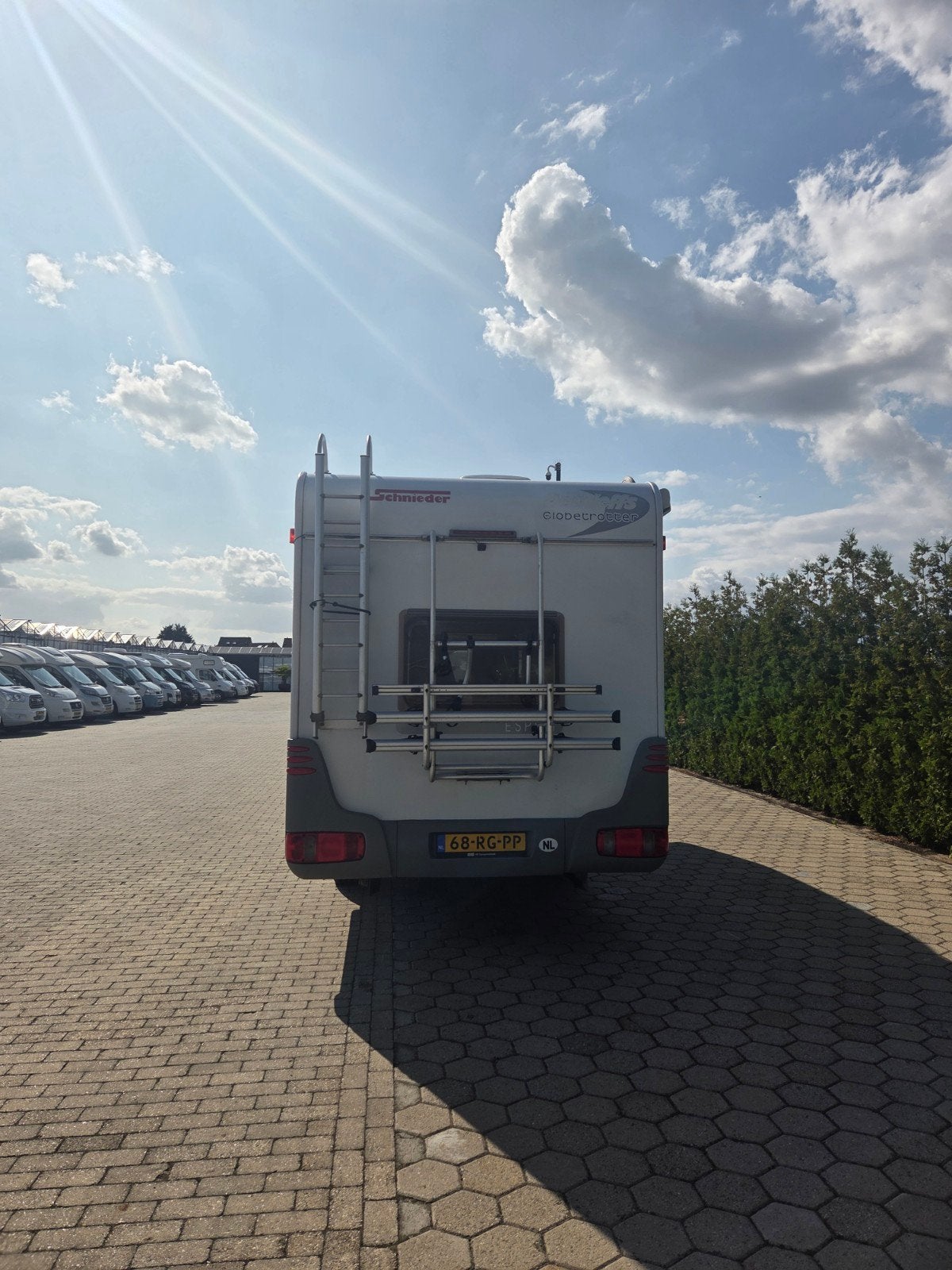 Foto 6 van Dethleffs, stapelbed, Airco, stapelbed, evt met stalling