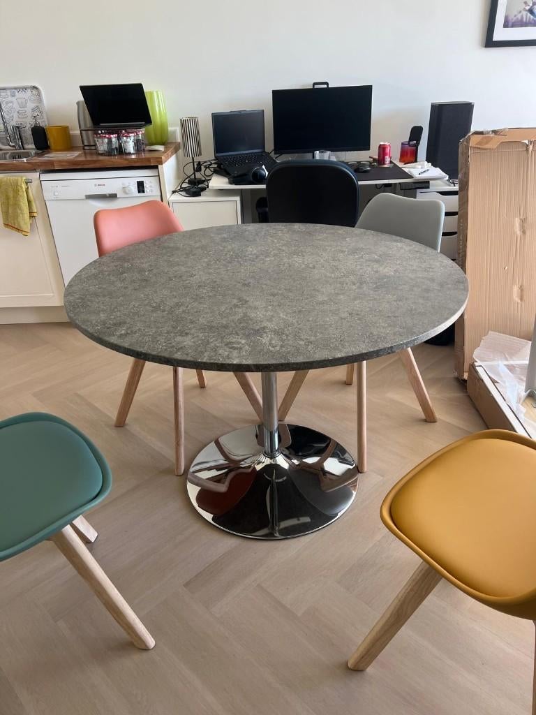 Round 110 cm Dinning table, Ophalen, Gebruikt, Overige materialen, Vier personen
