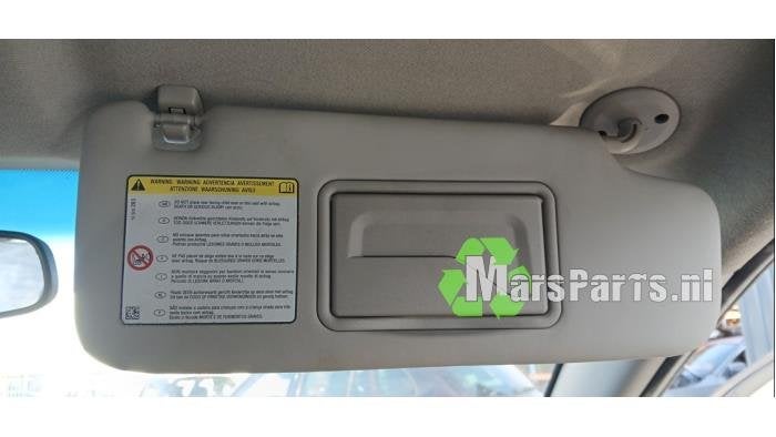 Zonneklep van een Chevrolet Spark, Gebruikt, -, Ophalen of Verzenden, -