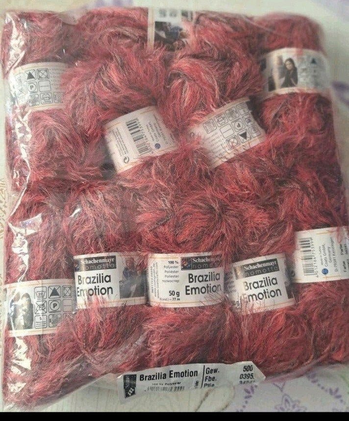 Pakket Brasilia Emotion fluffy/eyelash garen - 10 bollen, Ophalen of Verzenden, Nieuw, Breien of Haken, Wol of Garen