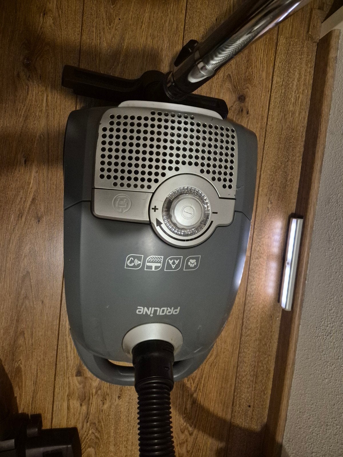 Proline stofzuiger met nieuwe stofzakken, Witgoed en Apparatuur, Gebruikt, Sledestofzuiger, Ophalen, Stofzak