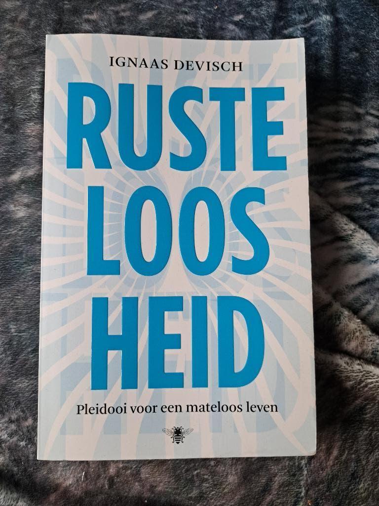 Rusteloosheid, Ophalen of Verzenden, Zo goed als nieuw, Overige onderwerpen, Ignaas Devisch