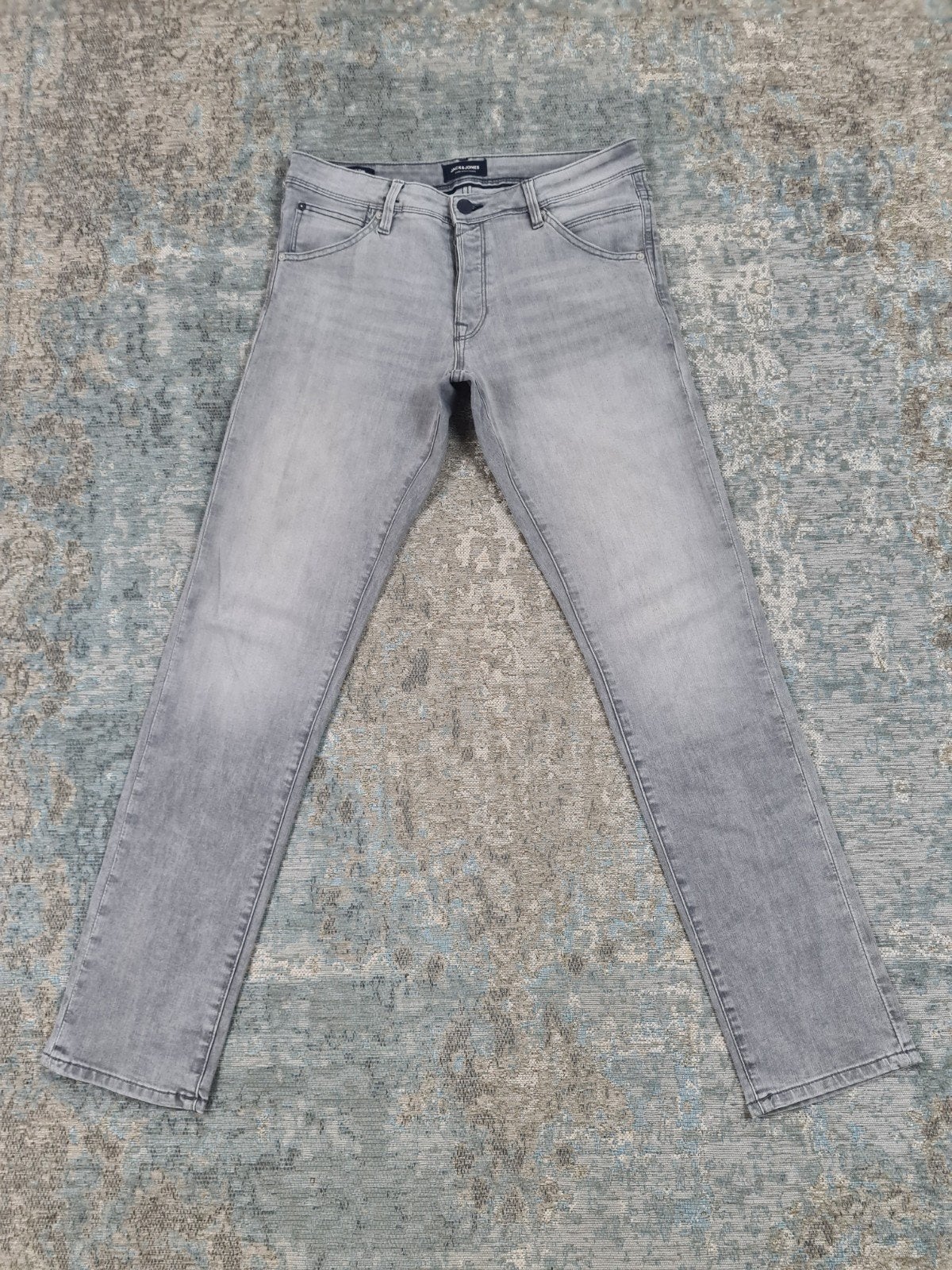 Jack and Jones GLENN W32 L34 Slim Grijs STRETCH Bronno3234, https://support.jackjones.com/hc/nl-nl/articles/10628750393745-Hoe-kan-ik-contact-opnemen